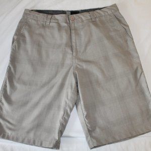 O'Neill Walking Shorts Size 32 Beige